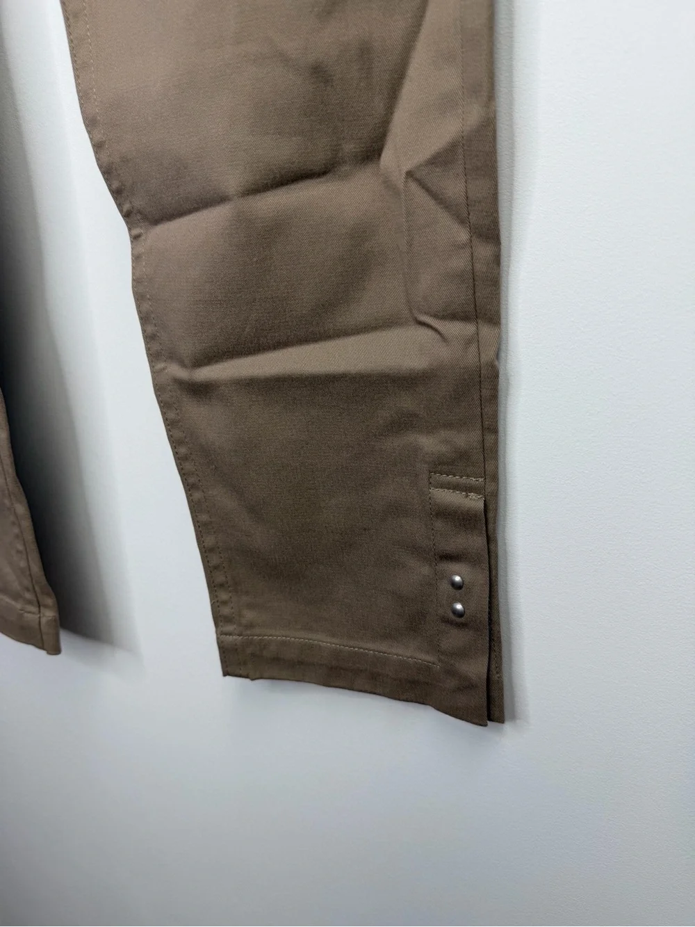 Helmut Lang Cropped Suspender Trouser Driftwood Tan Size 30 NWT - Picture 7 of 7